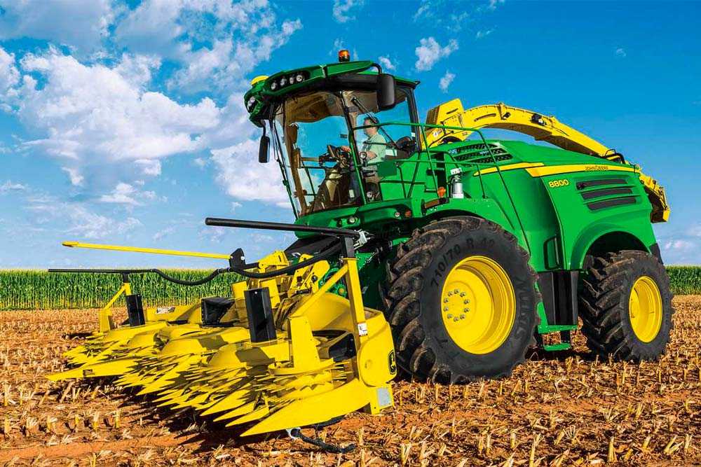 Des évolutions sur les ensileuses série 8000 FARM Connexion