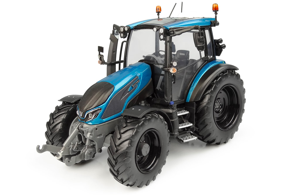 UH - Valtra G135 - Rouge - Edition Limitee 750# - 1 32