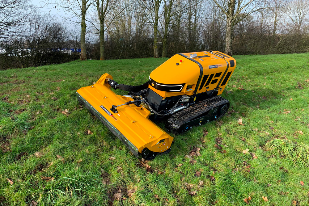 Un robot télécommandé plus polyvalent chez Payen Import