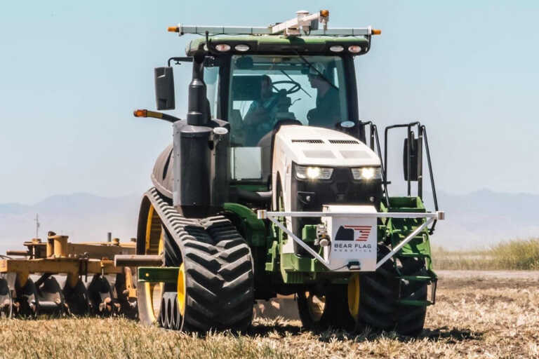 Avec le rachat Bear Flag, John Deere peut rendre votre tracteur