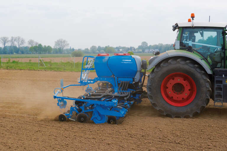 50 Cm D interrang Pour Le Nouveau Semoir Lemken Azurit 10 FARM Connexion