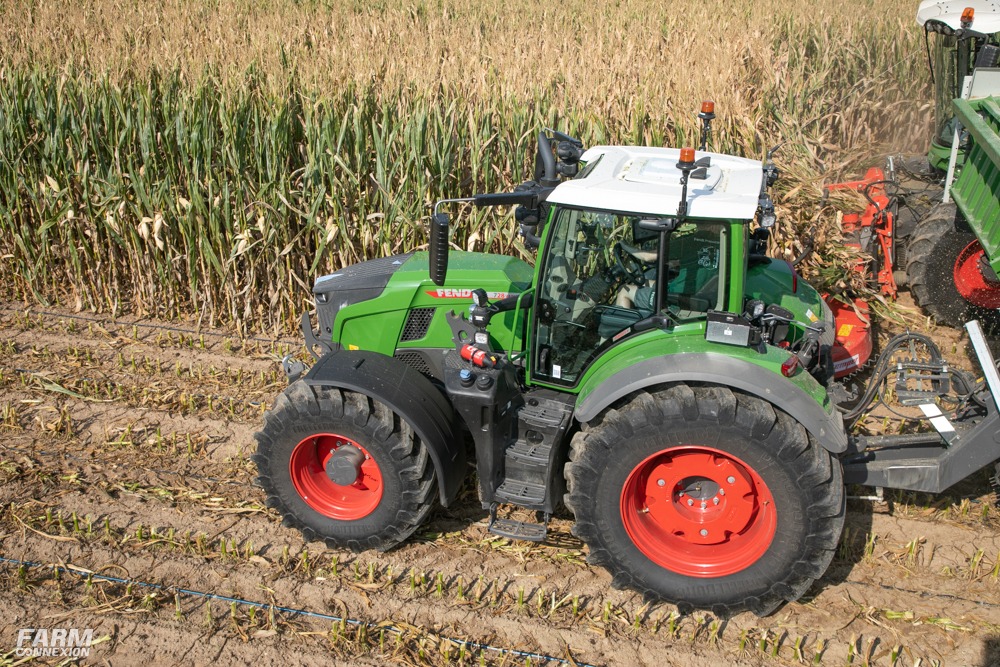 Tracteurs Fendt 700 Vario Gen 7 : performance rime avec polyvalence