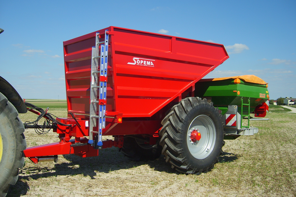 Une ferme miniature au salon du SIMA - Limoise (03320)