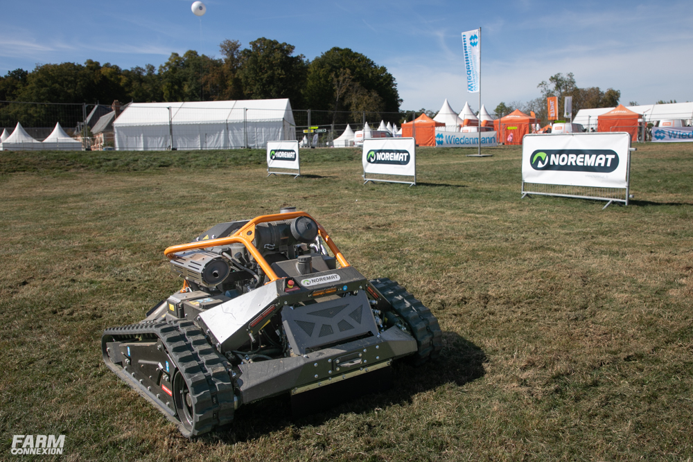 Noremat Powo Un Robot D broussailleur quilibr FARM Connexion Noremat Powo Un Robot D broussailleur quilibr FARM Connexion