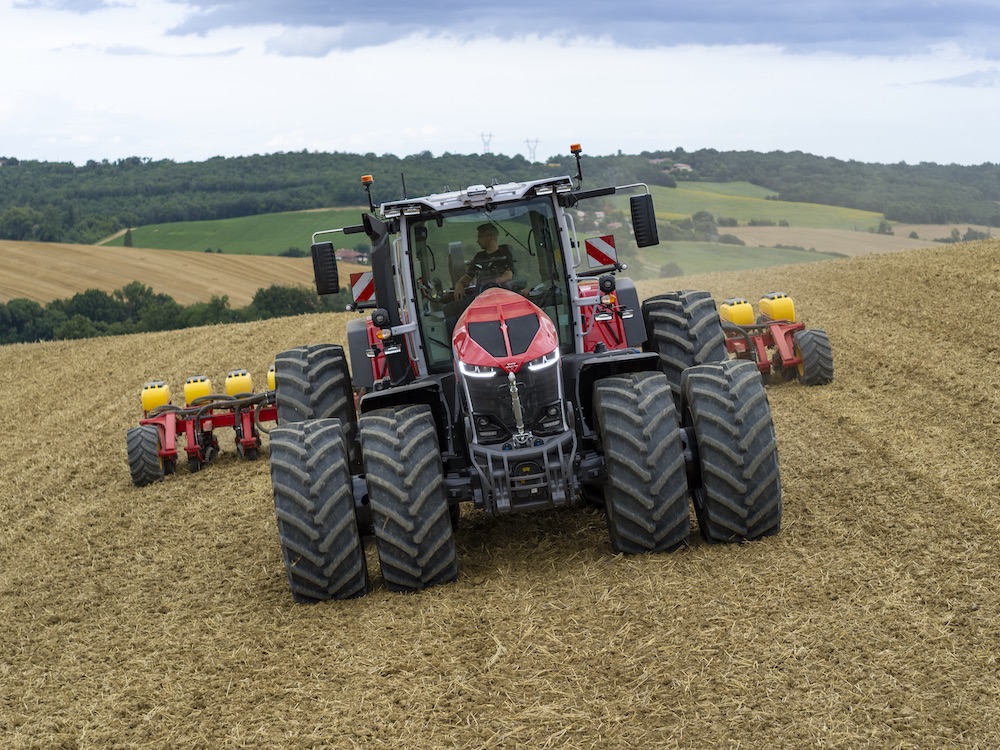 Massey Ferguson dévoile le MF9S au premier jour d'Agritechnica