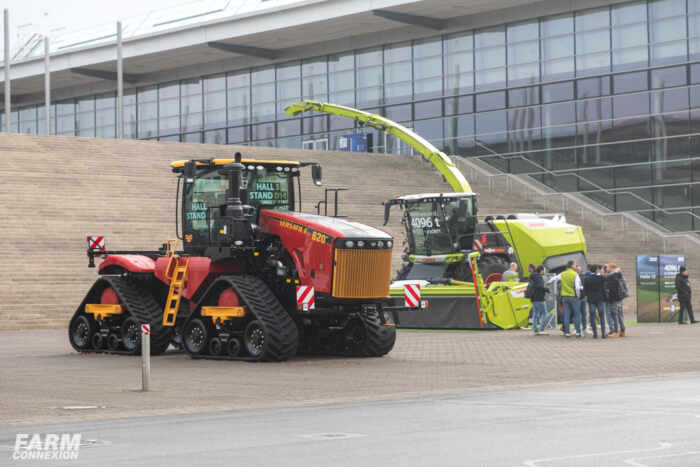 [Agritechnica 2025] Les tracteurs Versatile débarquent en Europe – FARM ...